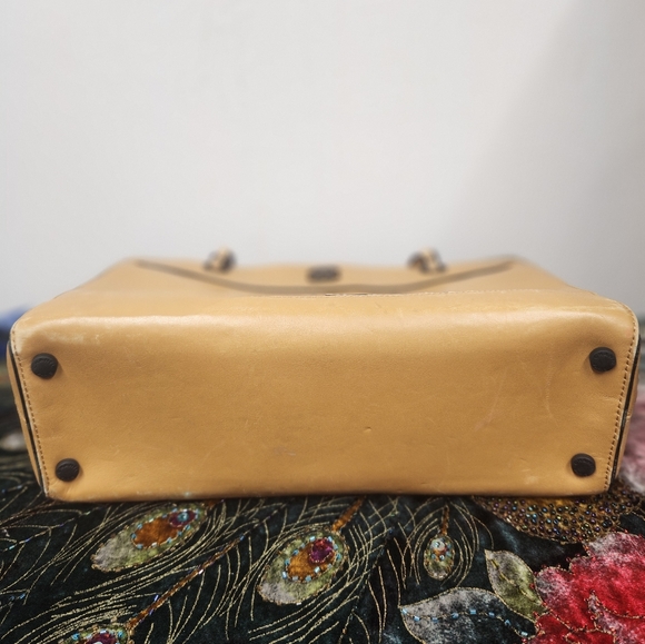 Chanel bag - Picture 8 of 14